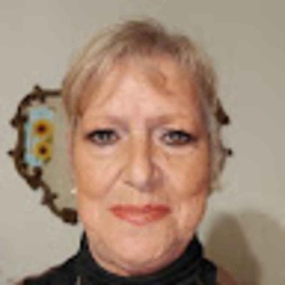 Meet your Posher, Ginette